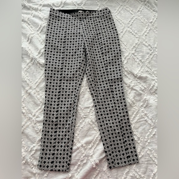 *Closet Cleanout* 7 Pair Women’s Size 2 Pants - Picture 2 of 11